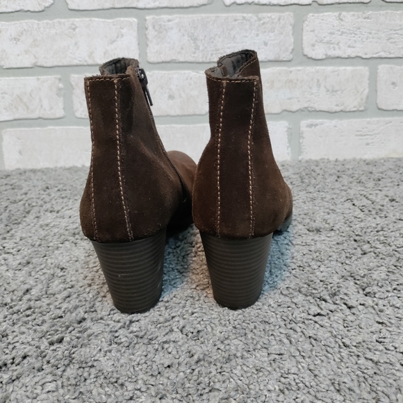 Clarks Womens Brown Leather Ankle Heeled CUTE Boot Size 8M - Picture 4 of 8